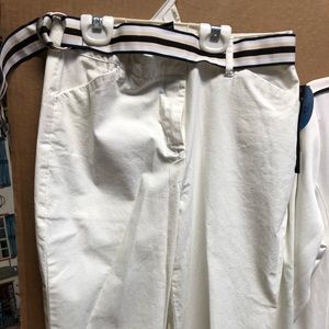 NEW WOMEN’S CAPRIS